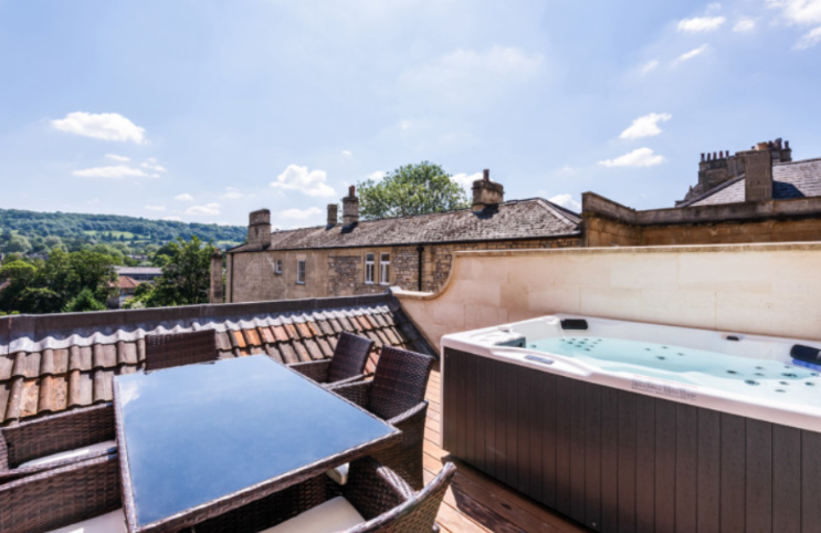 Spirit Merchants House’s airbnb in Bath with a spa