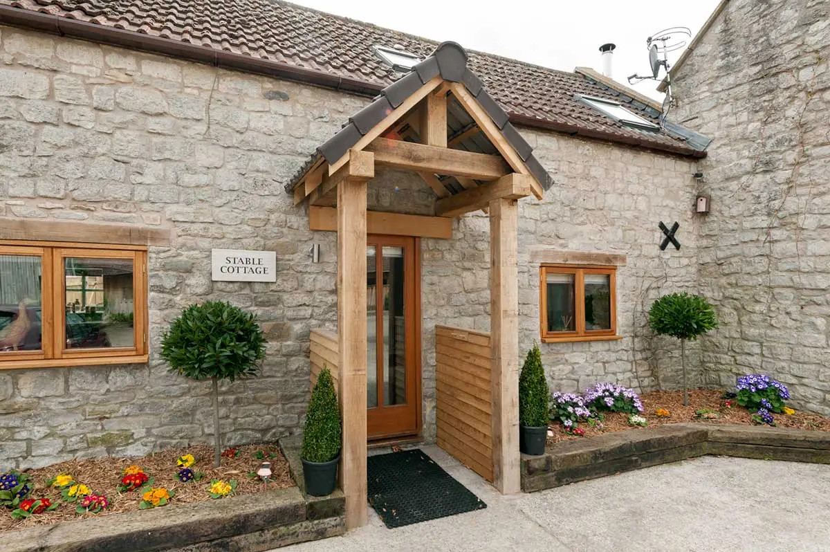 Avon Farm Cottages offers dog friendly Airbnb near Bristol UK