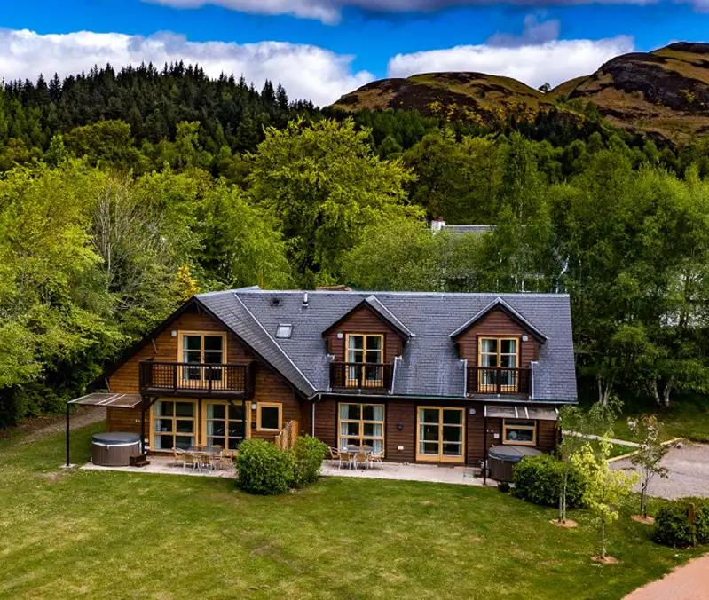 Loch Lomond Waterfront Lodges are birthday party venues in Glasgow for adults