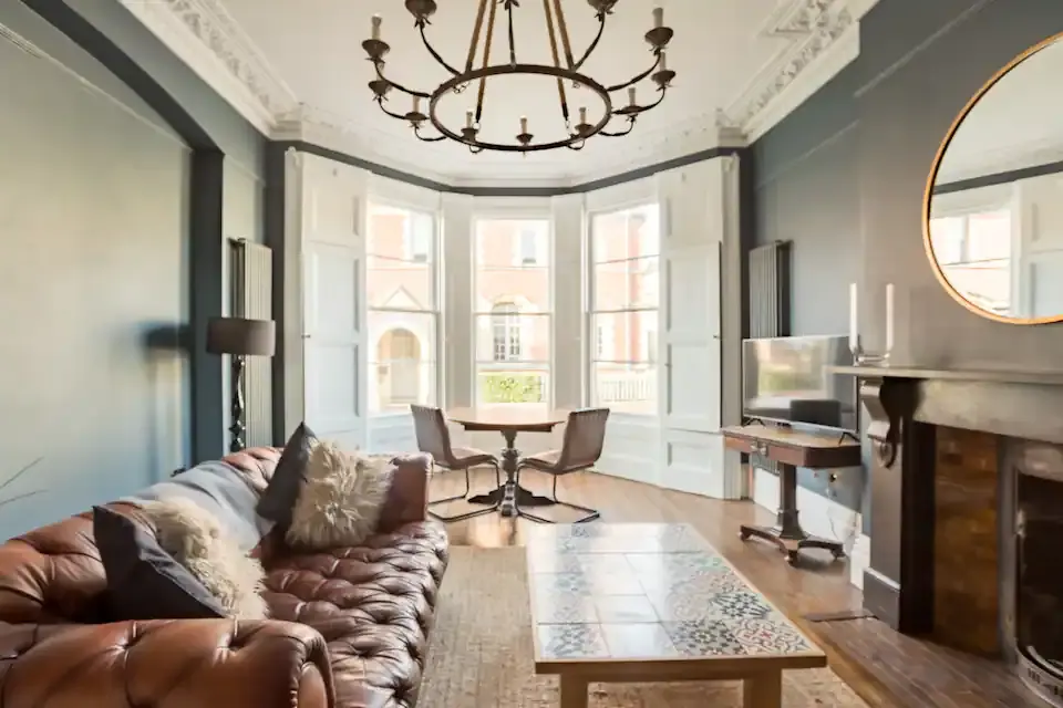 Victorian Flat in Redland is a cheap Airbnb in Bristol city centre