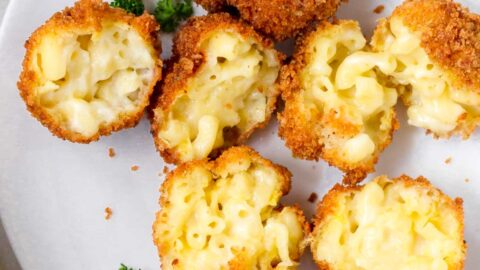 Baked mac and cheese bites for new year eve buffet