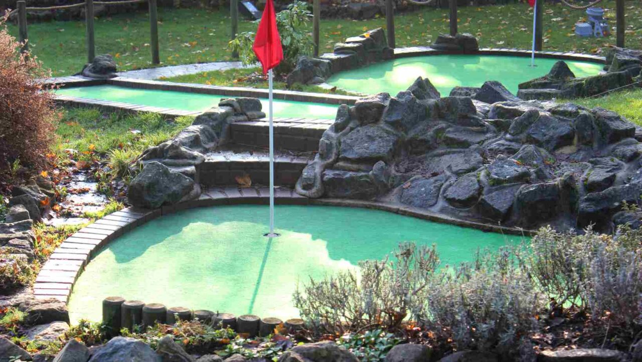 Crazy Golf is an excellent stag do activity in Leeds