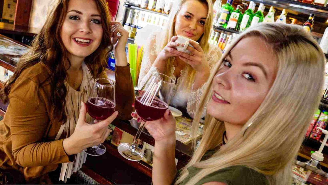 Pub Crawl is an excellent idea for a girl's night out in Glasgow