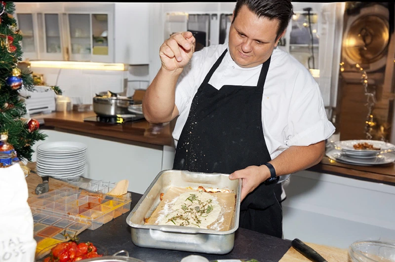 A yhangry chef for meal prep in Leeds.