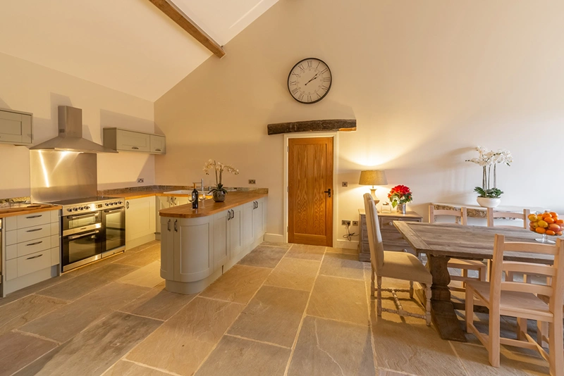 Fallow Folly is a luxurious holiday cottage in Norfolk.