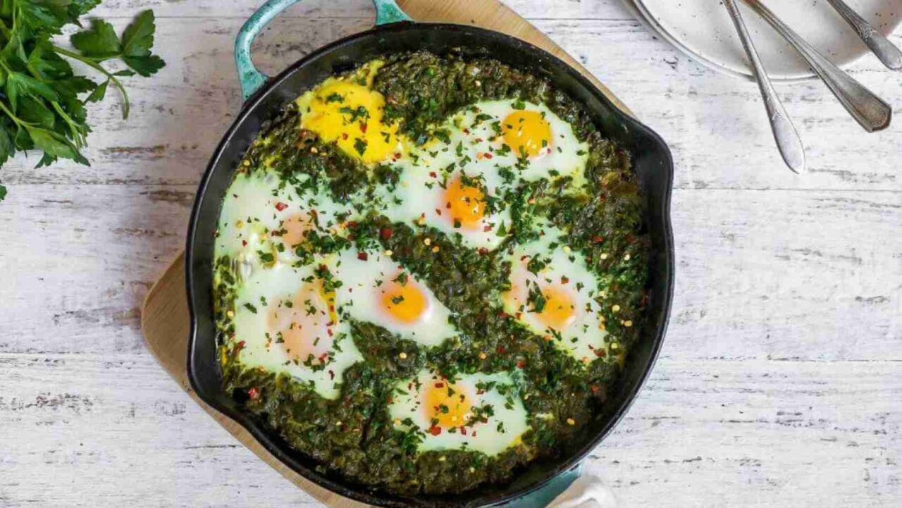 Green Shakshuka is an excellent variation of the authentic Shakshuka recipe