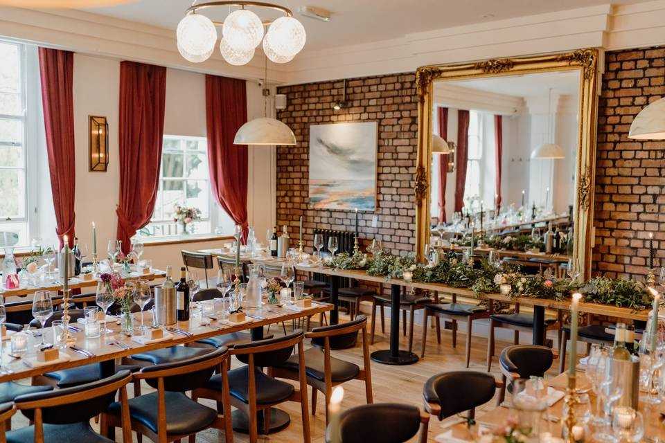 The Square Club is offering Christmas dinner in Bristol.
